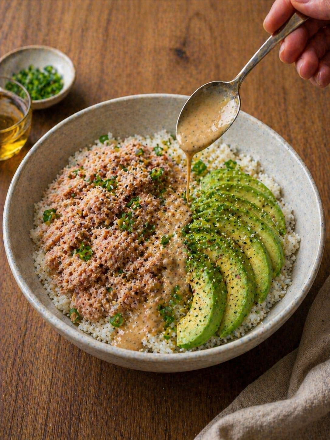 10-Minute Tuna Avocado Rice Bowl